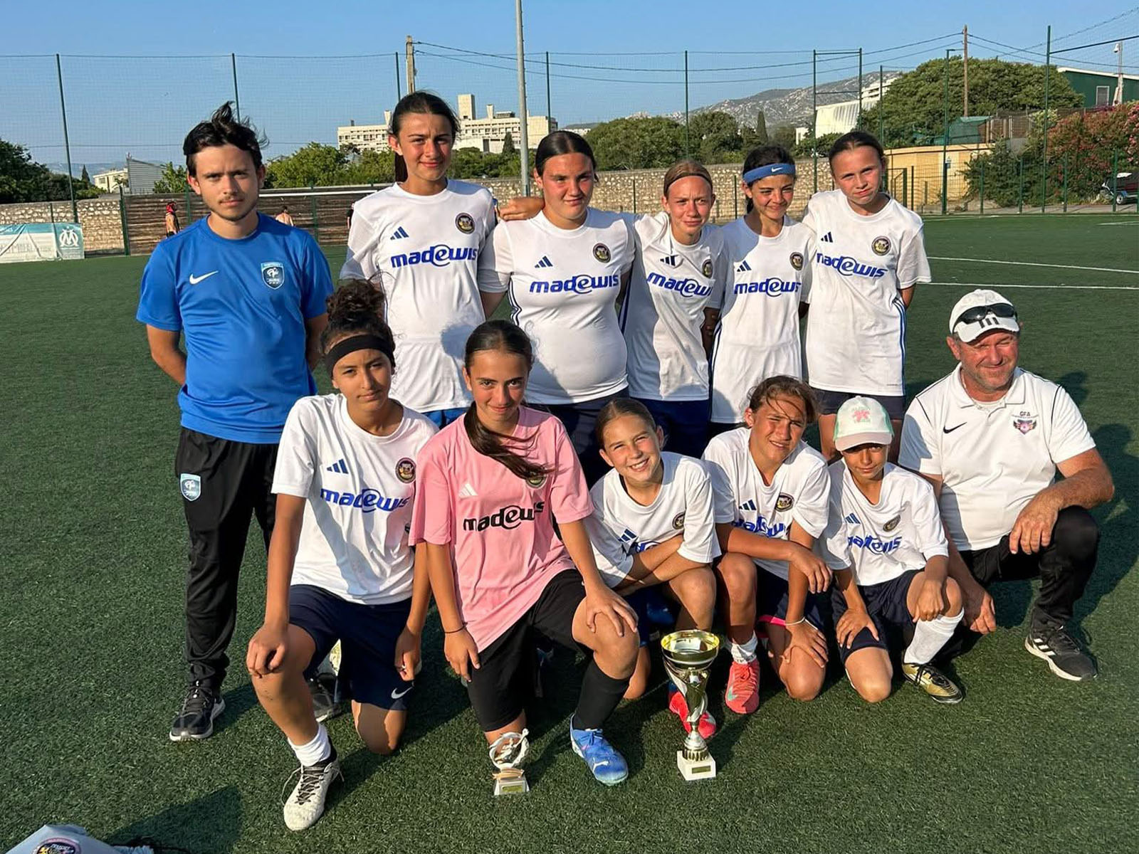 Féminines du district des Alpes